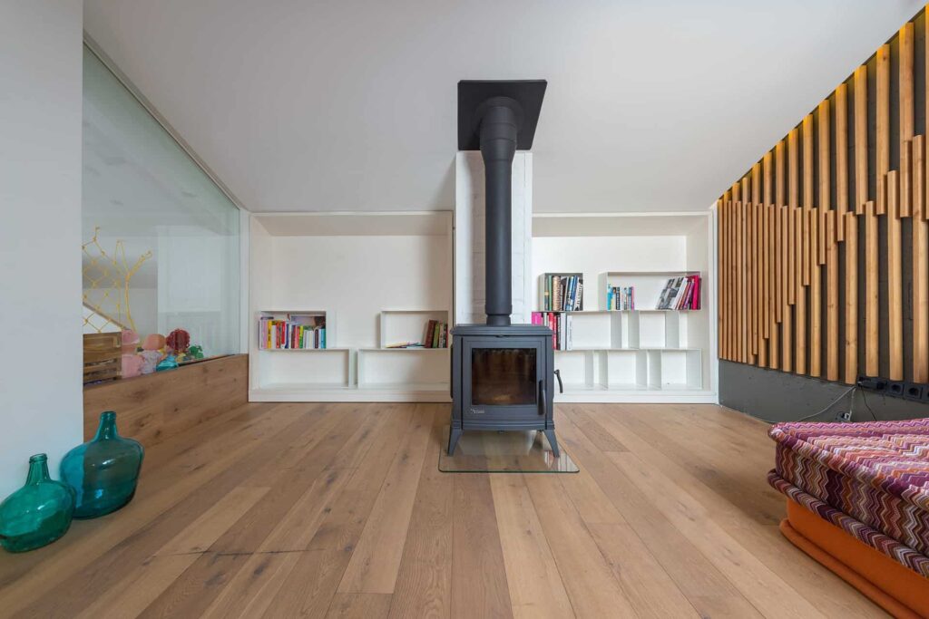 International Brand in Mobile Phones for Pakistan is QMobile